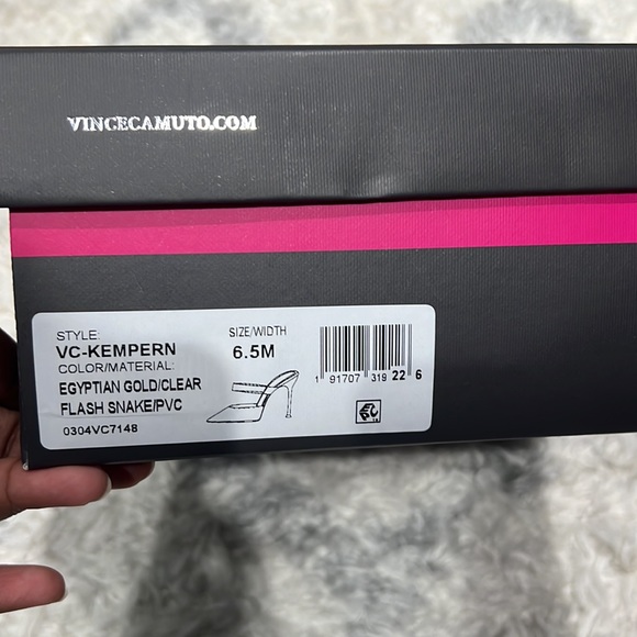 NWOT Vince Camuto Kempern pump - Picture 9 of 9